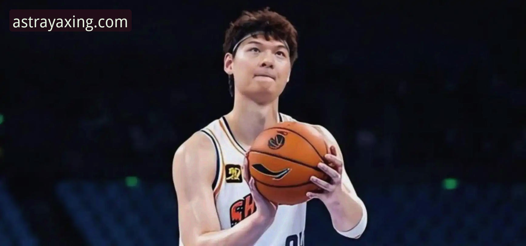 亚星官网怎么注册2026最新版本 王哲林14年首冠全记录:从G5王者级操作看总决赛实战教程